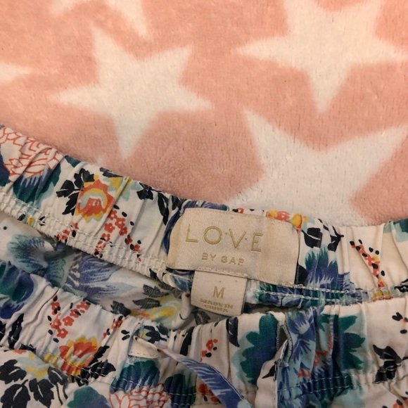 Gap Love Medium Floral Pajama Pants - Picture 6 of 9